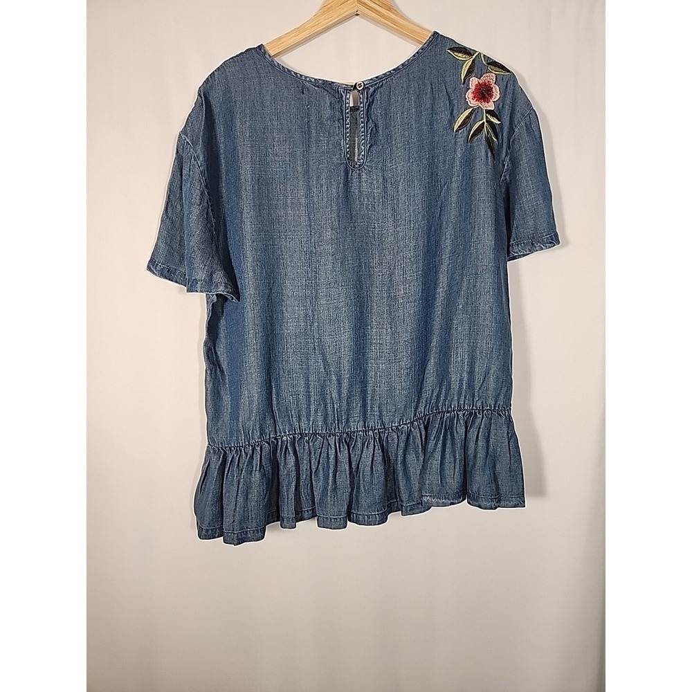 Chelsea & Theodore Peplum Embroidered Floral Top Chambray Blouse‎ Boho Womens L - Picture 7 of 13
